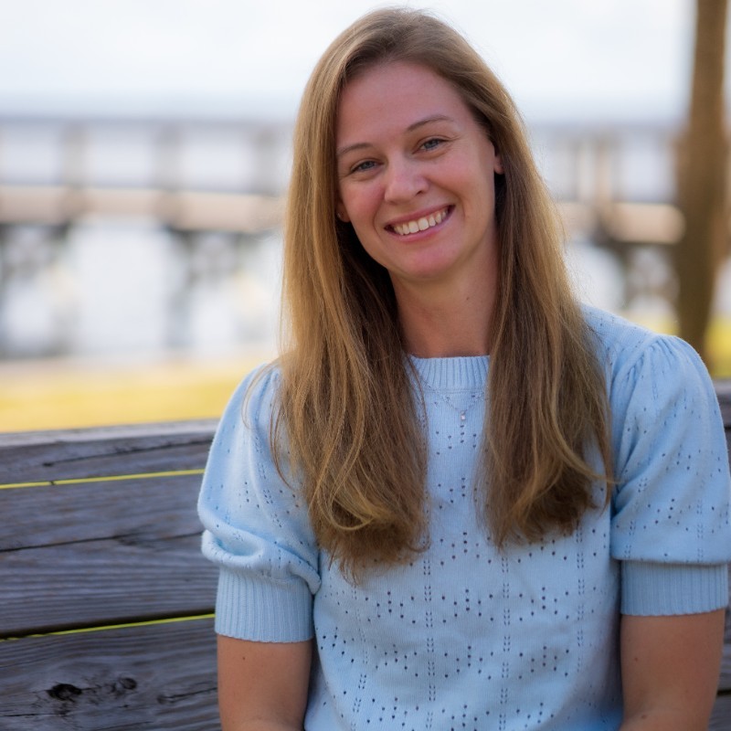 Jessica Graham smiling for her portrait.